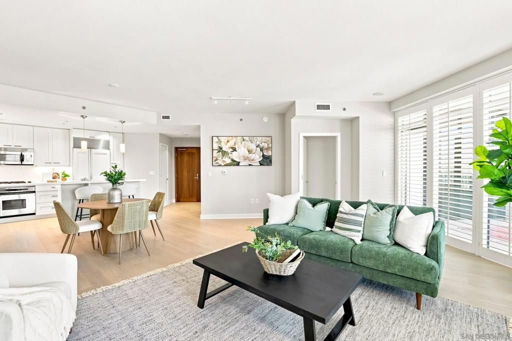 700 W Harbor Dr 1805, San Diego, CA 92101 — photo 4