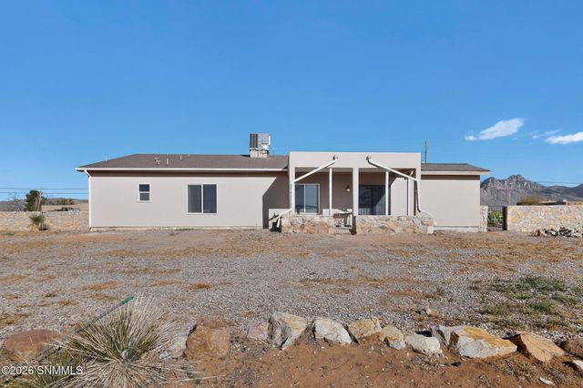 6413 Wagons East Trail, Las Cruces, NM 88012