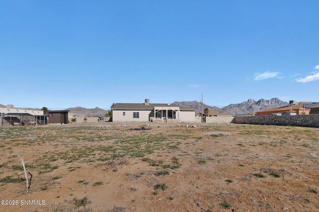 6413 Wagons East Trail, Las Cruces, NM 88012