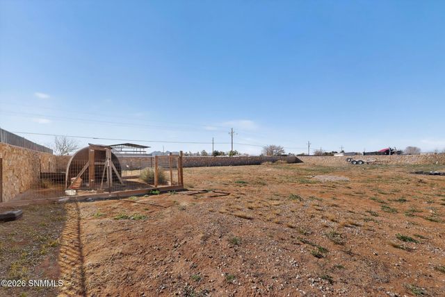 6413 Wagons East Trail, Las Cruces, NM 88012