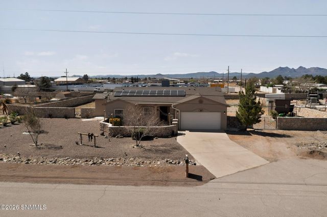 6413 Wagons East Trail, Las Cruces, NM 88012