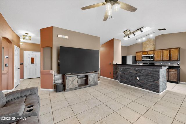 6413 Wagons East Trail, Las Cruces, NM 88012