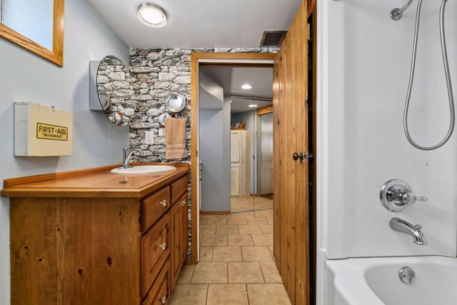 3733 Hickory Road, Excelsior, MN 55331