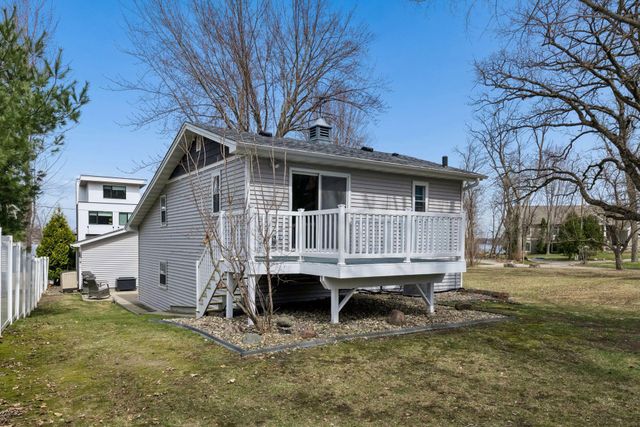 3733 Hickory Road, Excelsior, MN 55331