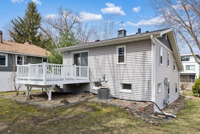 3733 Hickory Road, Excelsior, MN 55331