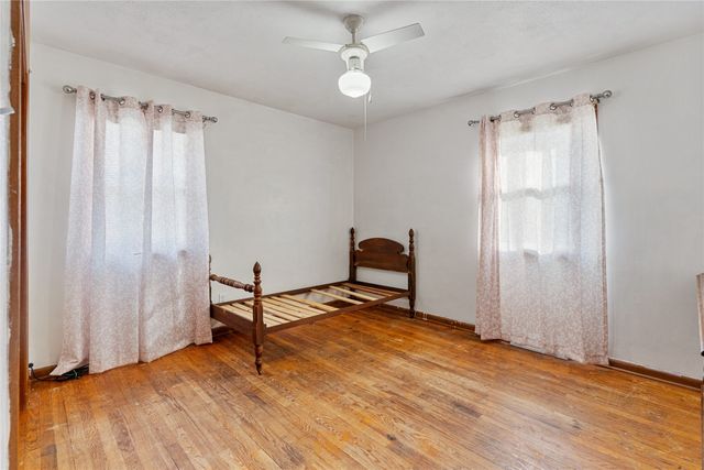 903 4th Avenue SE, Altoona, IA 50009