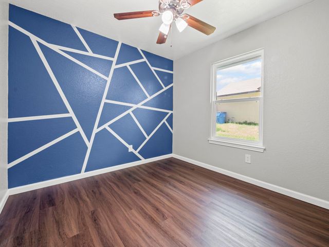 1002 Cresswell DR, Pflugerville, TX 78660