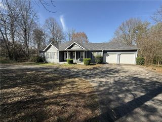 3712 Skyline Place, Rex, GA 30273