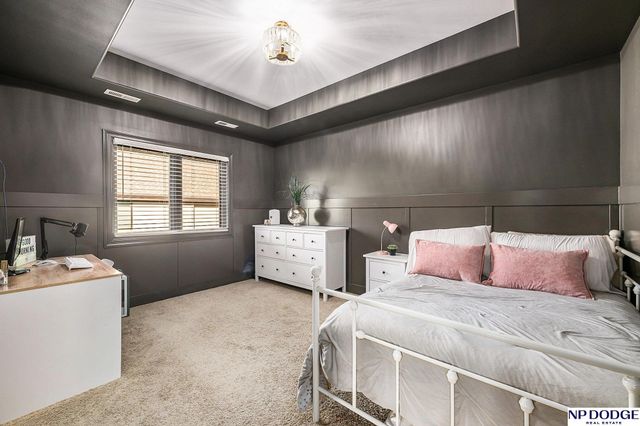 21313 Hickory Street, Omaha, NE 68022