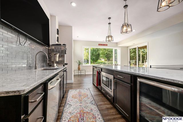 21313 Hickory Street, Omaha, NE 68022