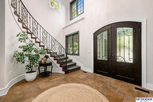 21313 Hickory Street, Omaha, NE 68022