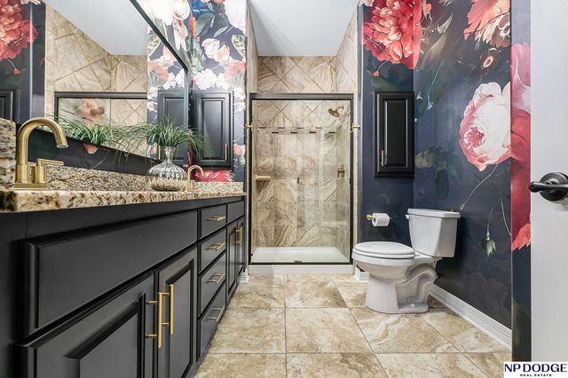 21313 Hickory Street, Omaha, NE 68022