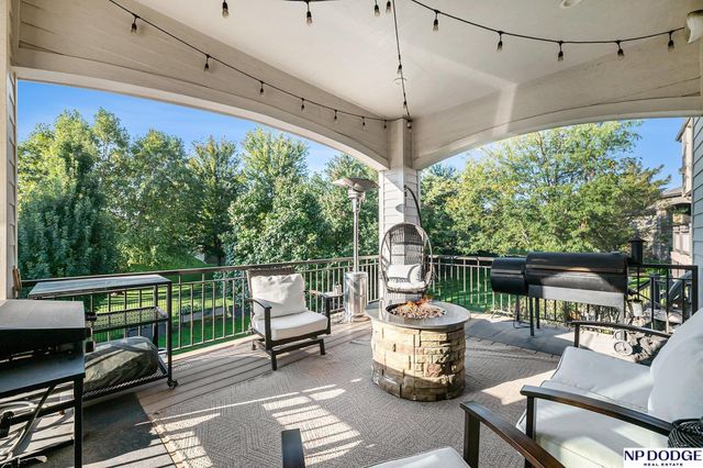 21313 Hickory Street, Omaha, NE 68022