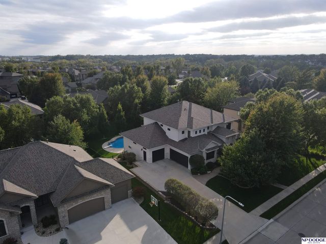 21313 Hickory Street, Omaha, NE 68022