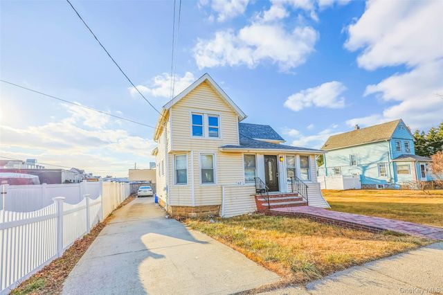 62 Westend Avenue, Freeport, NY 11520