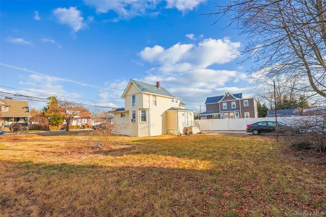 62 Westend Avenue, Freeport, NY 11520