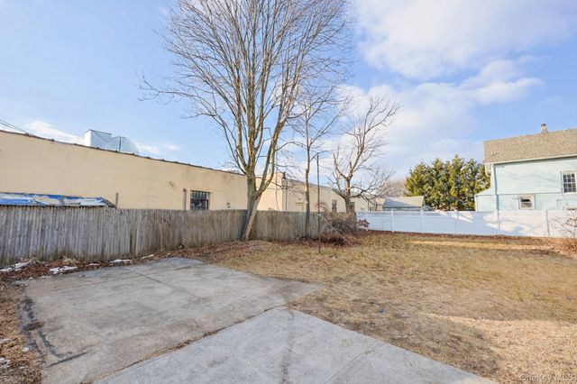 62 Westend Avenue, Freeport, NY 11520