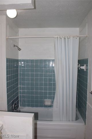 8557 N Akins Road 103, North Royalton, OH 44133