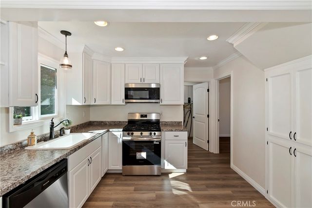 26650 Blackfoot Trail E, Rimforest, CA 92378