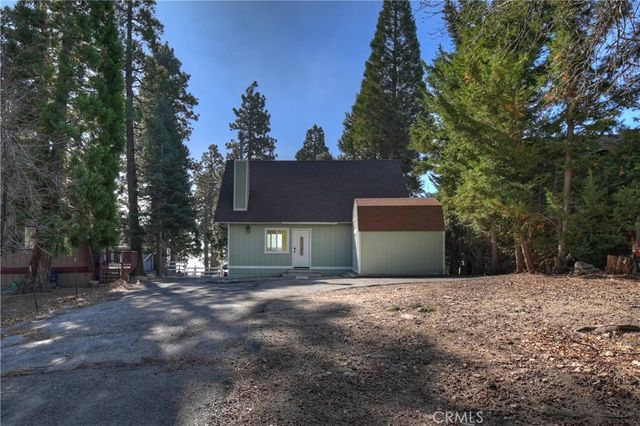 26650 Blackfoot Trail E, Rimforest, CA 92378