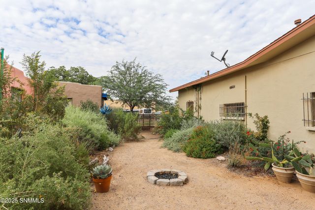 517 N Mesquite Street, Las Cruces, NM 88001