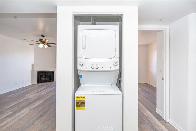 11410 Brookshire 319, Downey, CA 90241