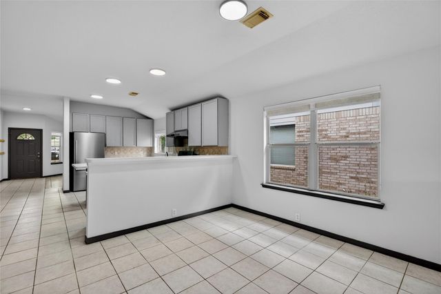 17331 Stone Peaks Drive, Houston, TX 77095