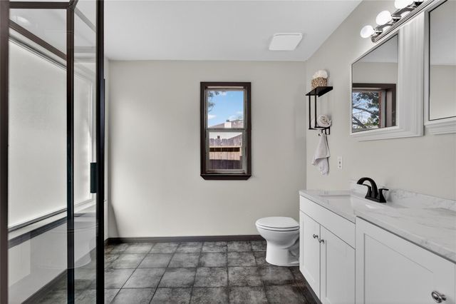 17331 Stone Peaks Drive, Houston, TX 77095