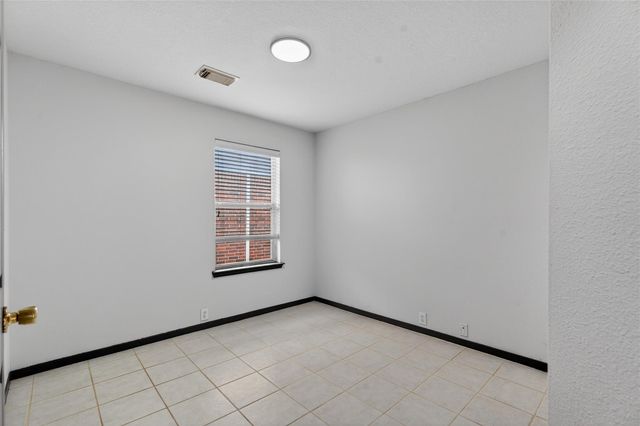 17331 Stone Peaks Drive, Houston, TX 77095