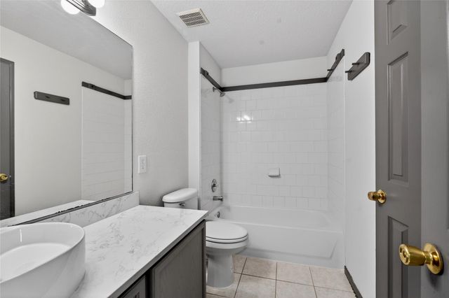 17331 Stone Peaks Drive, Houston, TX 77095