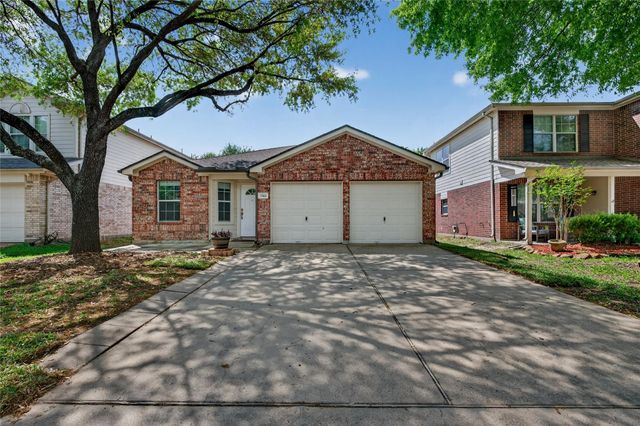 17331 Stone Peaks Drive, Houston, TX 77095