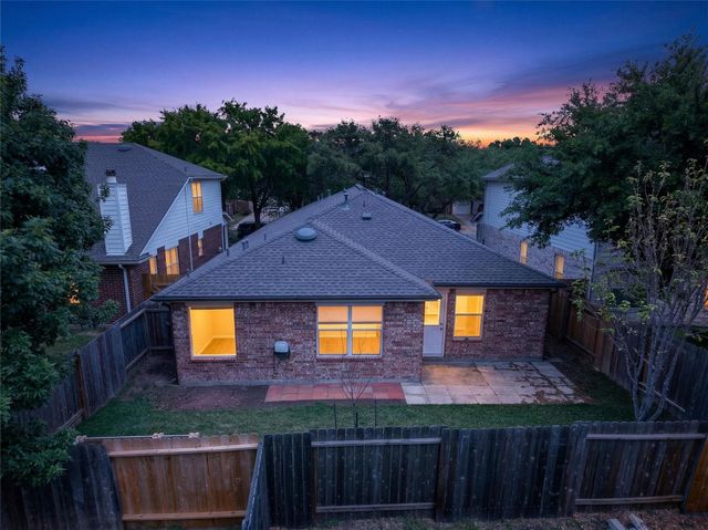 17331 Stone Peaks Drive, Houston, TX 77095
