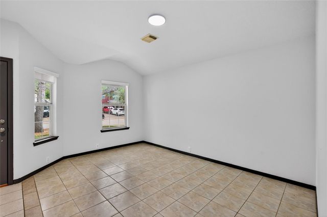 17331 Stone Peaks Drive, Houston, TX 77095