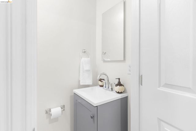 1631 Via Ventana, San Lorenzo, CA 94580