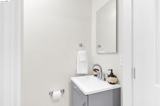 1631 Via Ventana, San Lorenzo, CA 94580