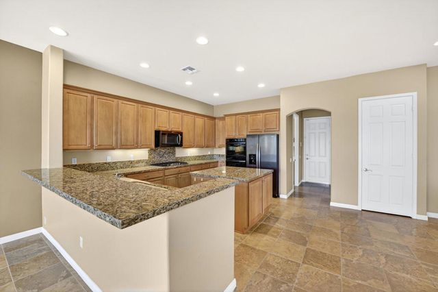 40414 Calle Santa Monica, Indio, CA 92203