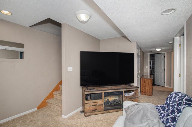 2508 Bristol Drive, Ames, IA 50010