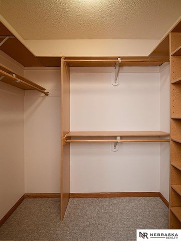 1250 Glenwood Court, Fremont, NE 68025