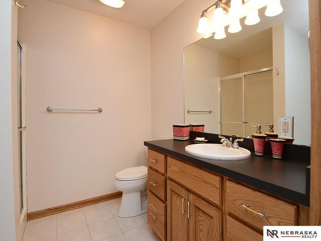 1250 Glenwood Court, Fremont, NE 68025