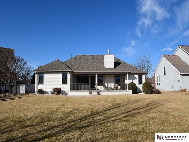 1250 Glenwood Court, Fremont, NE 68025