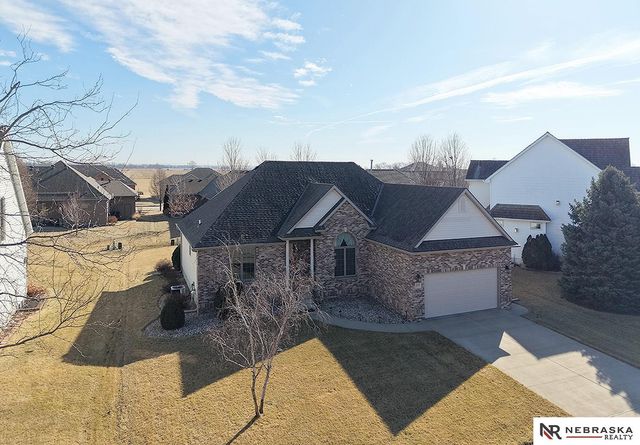 1250 Glenwood Court, Fremont, NE 68025