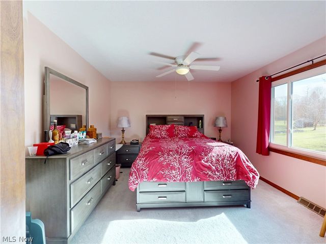 495 S Elm Avenue, Tallmadge, OH 44278