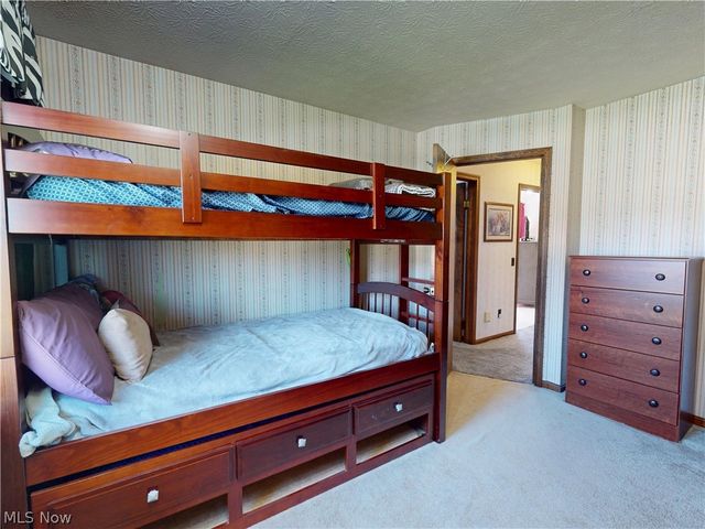 495 S Elm Avenue, Tallmadge, OH 44278