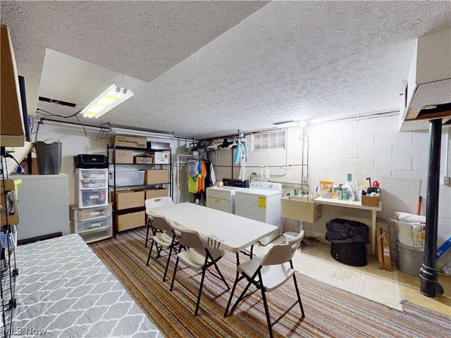 495 S Elm Avenue, Tallmadge, OH 44278