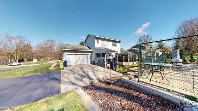 495 S Elm Avenue, Tallmadge, OH 44278