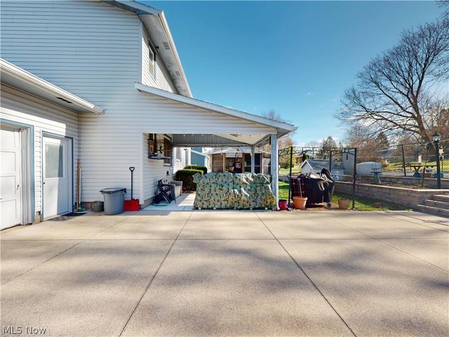 495 S Elm Avenue, Tallmadge, OH 44278