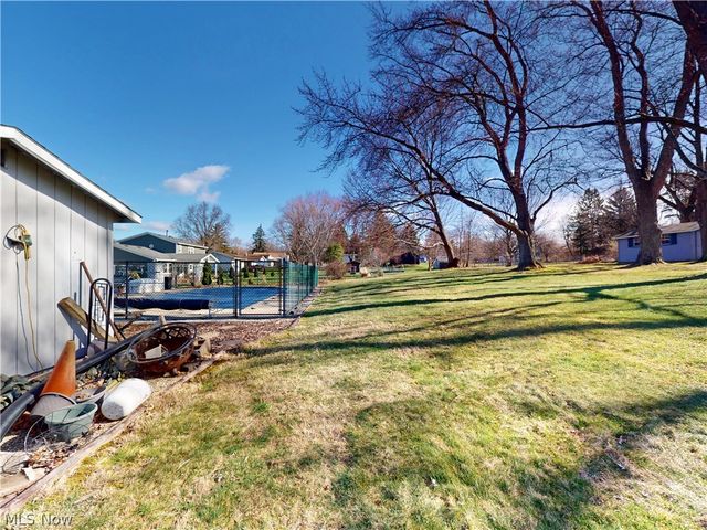 495 S Elm Avenue, Tallmadge, OH 44278