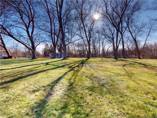 495 S Elm Avenue, Tallmadge, OH 44278