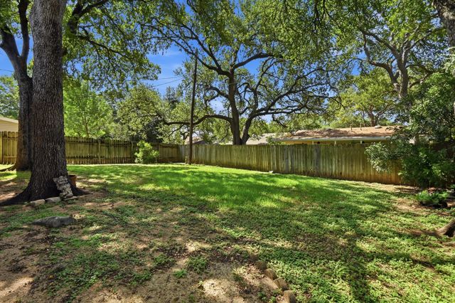 5509 Porsche LN, Austin, TX 78749