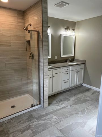 6831 Arcadian Highway, Evansville, IN 47715